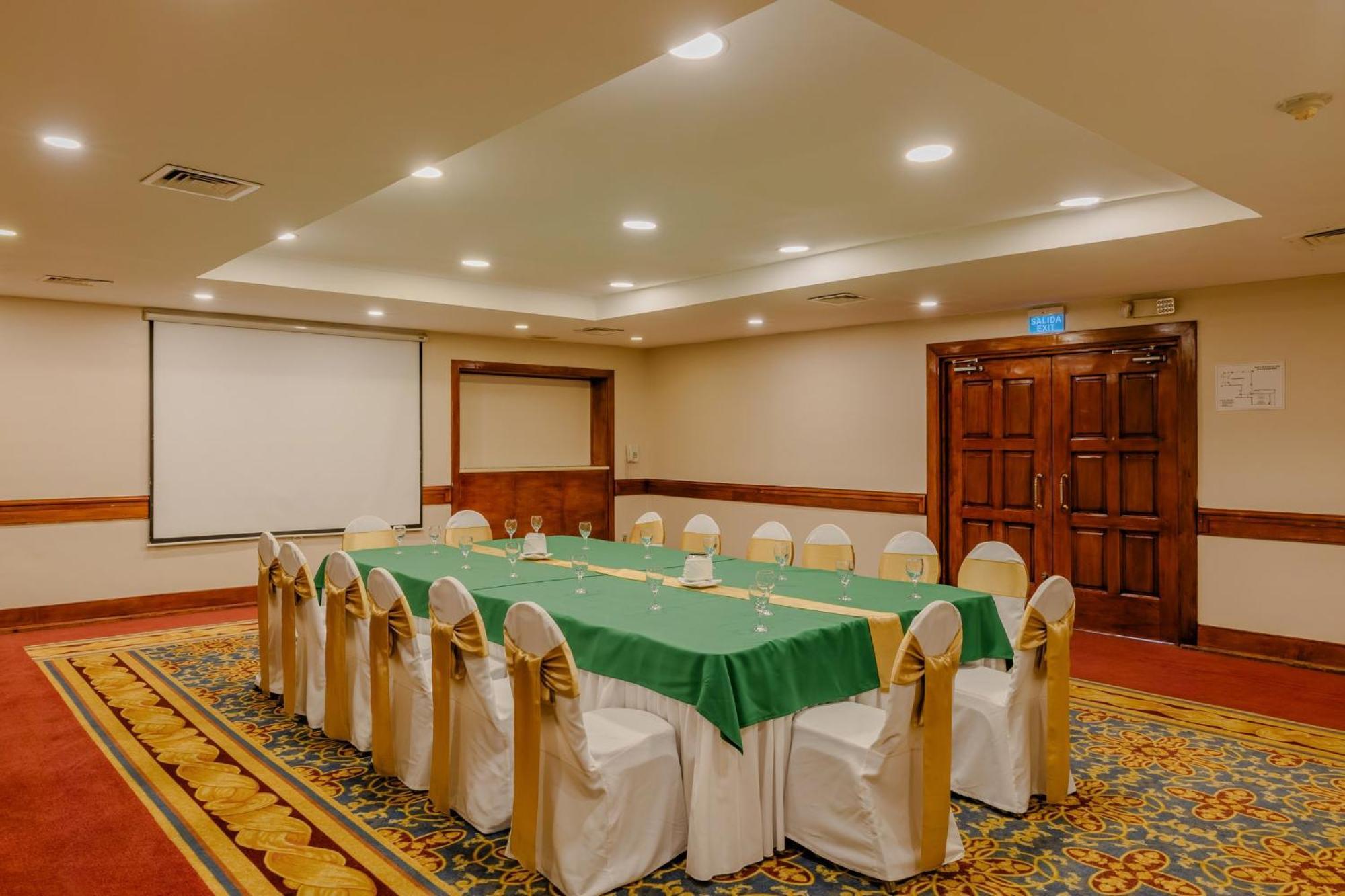 Holiday Inn Convention Center By Ihg Манагуа Екстер'єр фото